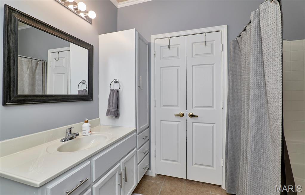 Bridgewater Cove A Condo Ph Two - Residential