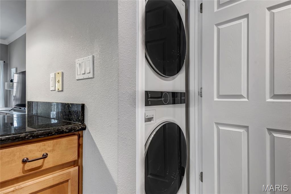 McKnight Crossing At Tilles Park - Residential