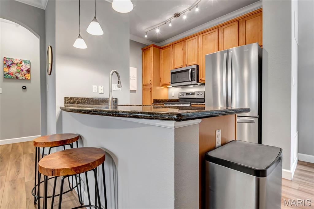 McKnight Crossing At Tilles Park - Residential