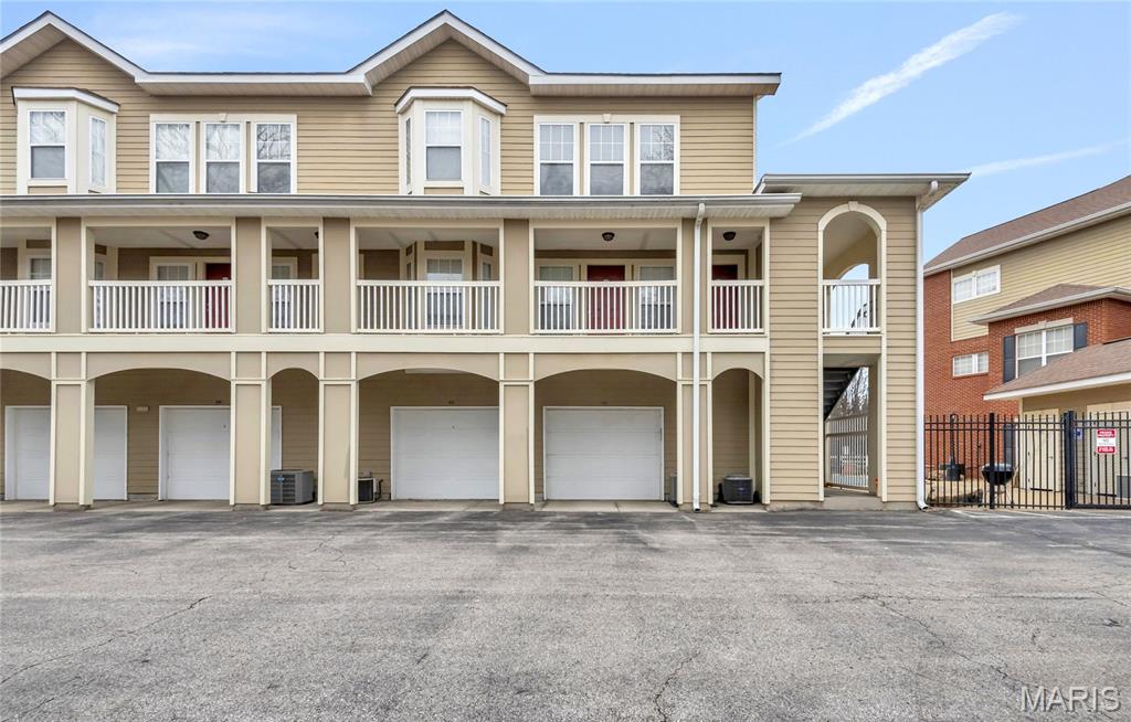 McKnight Crossing At Tilles Park - Residential