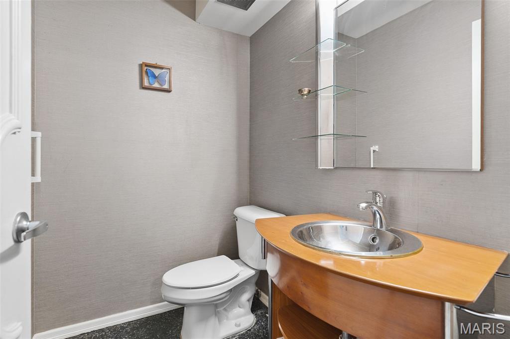 Countryshire Place - Residential