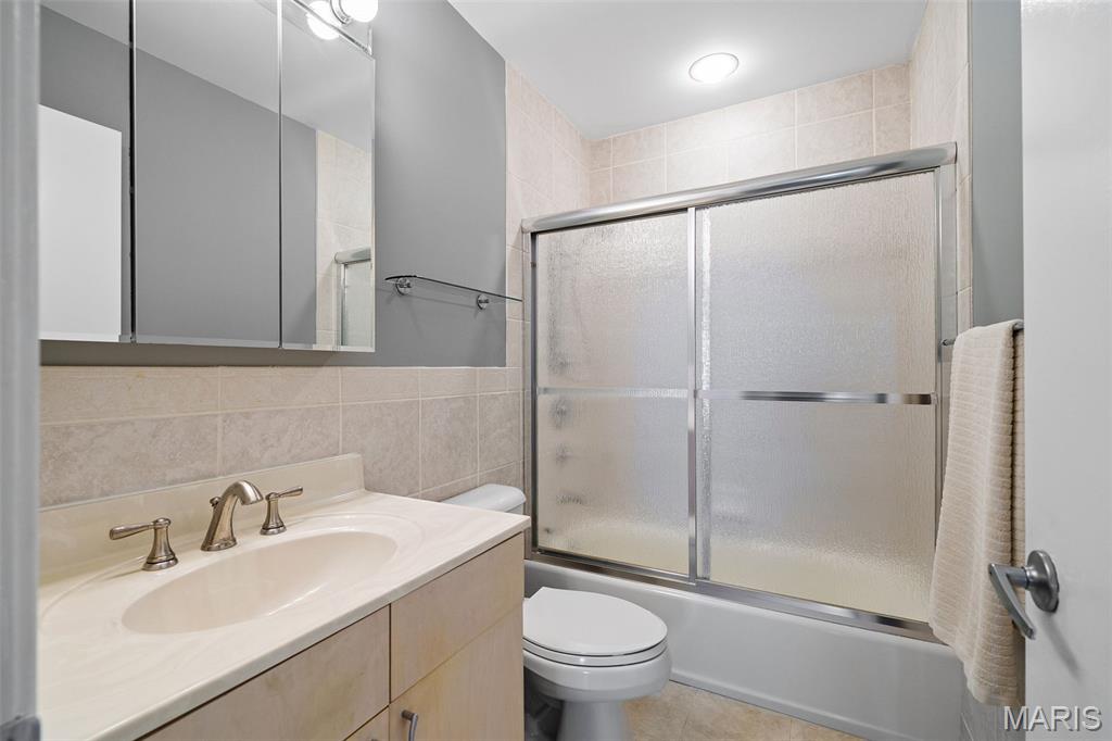 Countryshire Place - Residential