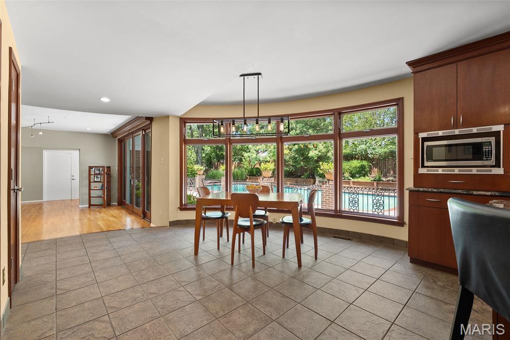 Countryshire Place - Residential