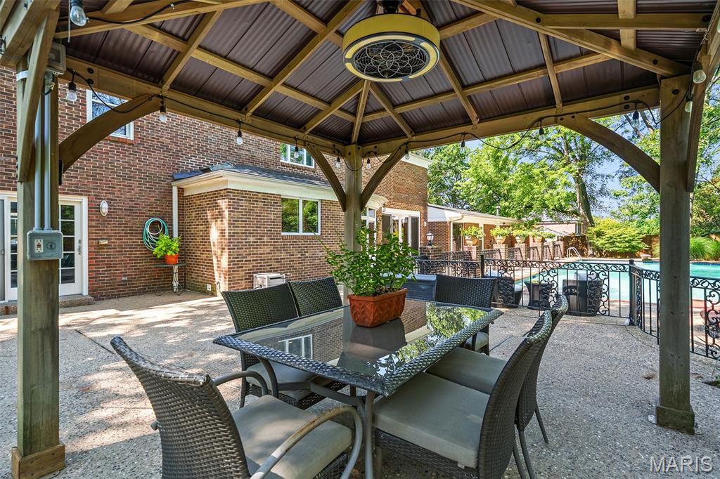 Countryshire Place - Residential