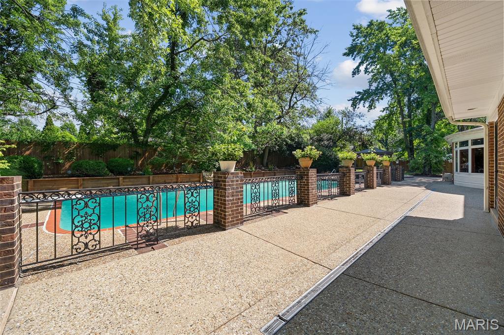 Countryshire Place - Residential