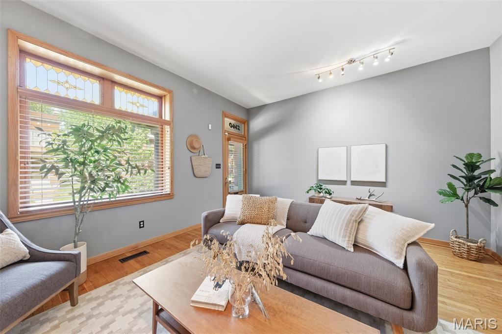 Nebraska Ave - Residential