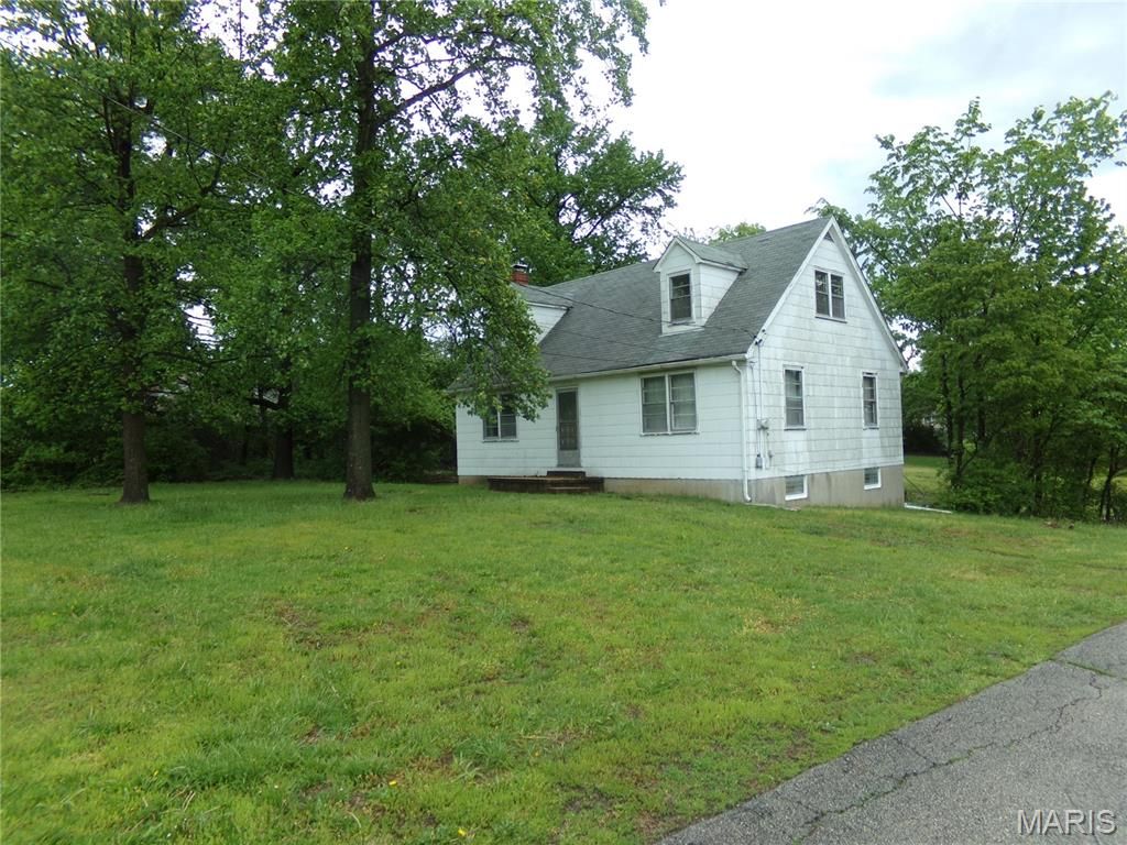 Photo of 200 Old State Road, Ellisville, MO 63038 (MLS # 26024997)