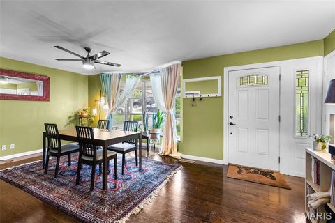 Tiny photo for 405 Oak Tree Drive, Webster Groves, MO 63119 (MLS # 26024262)