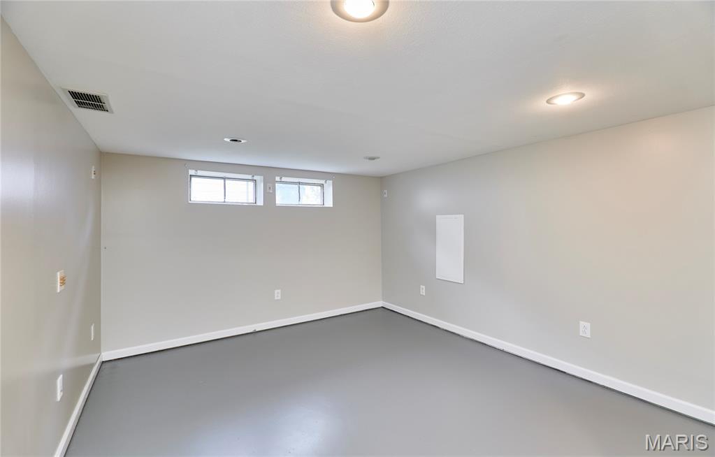 Rolling Meadows 3 - Residential Lease