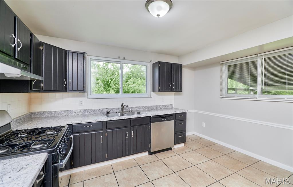 Rolling Meadows 3 - Residential Lease