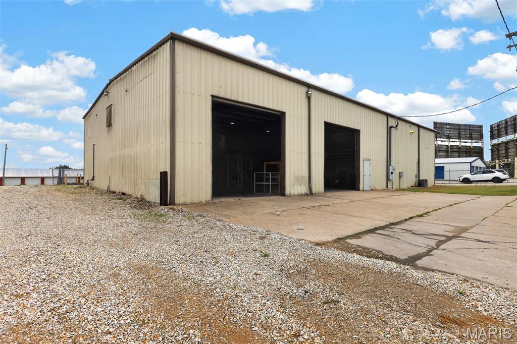28300 N Wind Drive