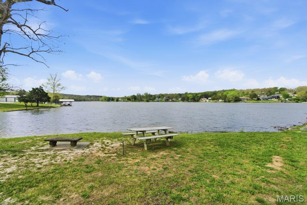 Valle Lake 01 - Residential