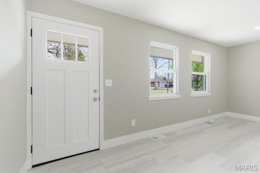 Valle Lake 01 - Residential