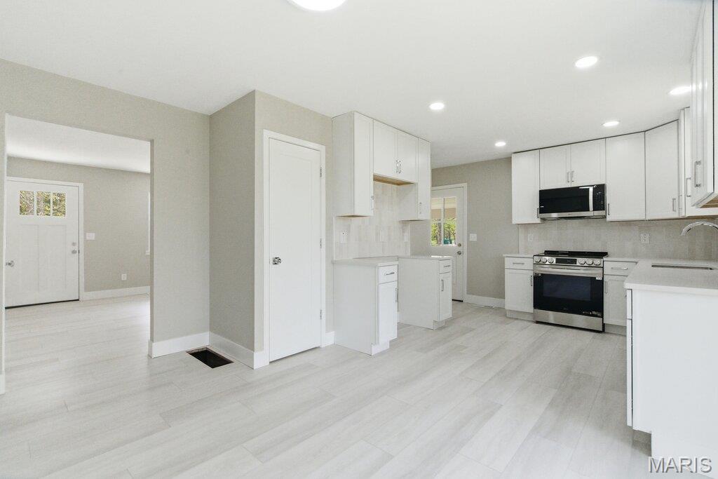 Valle Lake 01 - Residential
