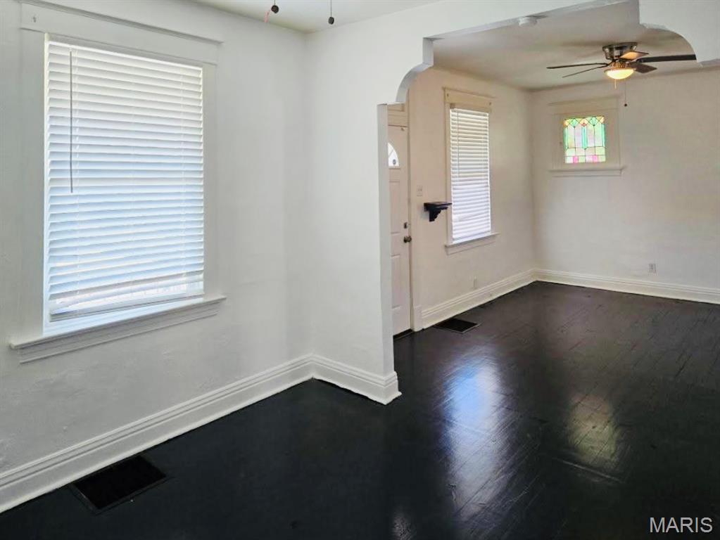 Jennings, Missouri 63136, United States, 3 Bedrooms Bedrooms, ,2 BathroomsBathrooms,Residential,Active,165323