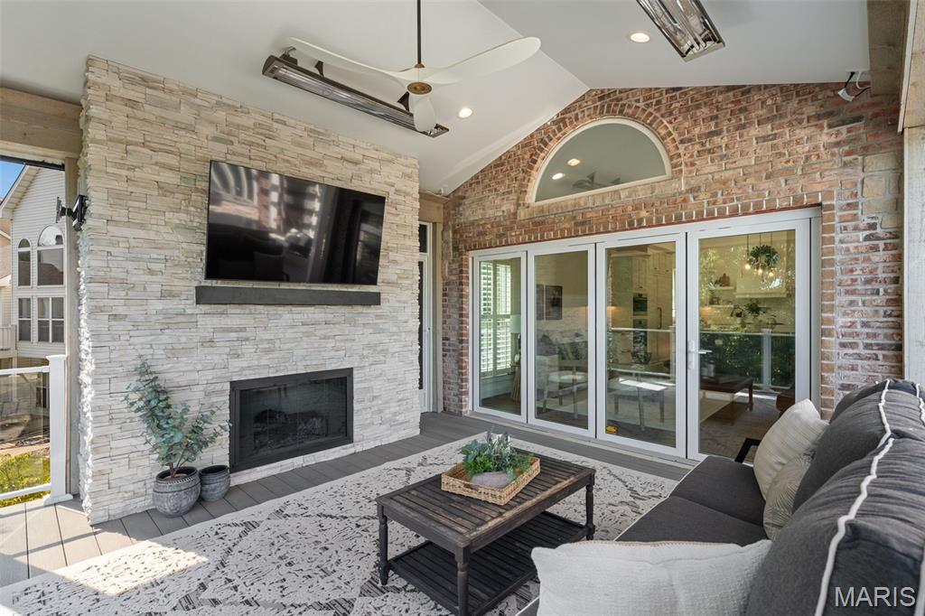 Tapawingo One - Residential