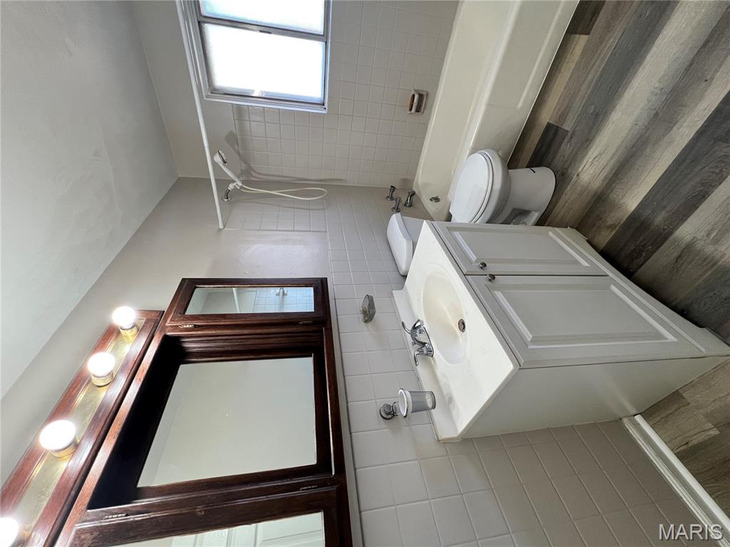 Northland Hills 5 - Residential Lease