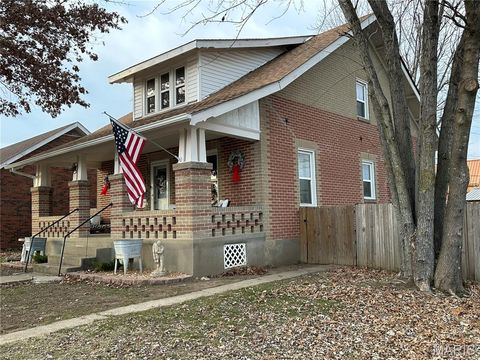 Photo of 107 E MADISON Avenue, Owensville, MO 65066 (MLS # 25080523)