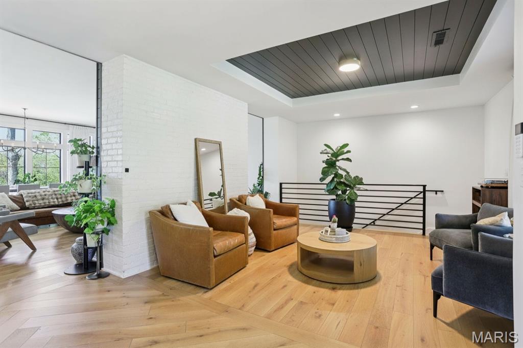 Essex Hill 2 - Residential