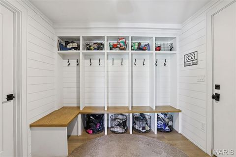 Tiny photo for 853 Elmtree Lane, Kirkwood, MO 63122 (MLS # 26021091)