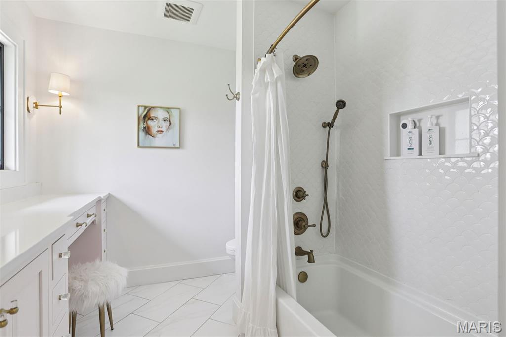 Essex Hill 2 - Residential