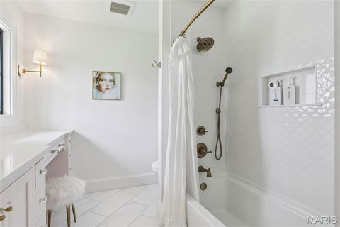 Tiny photo for 853 Elmtree Lane, Kirkwood, MO 63122 (MLS # 26021091)