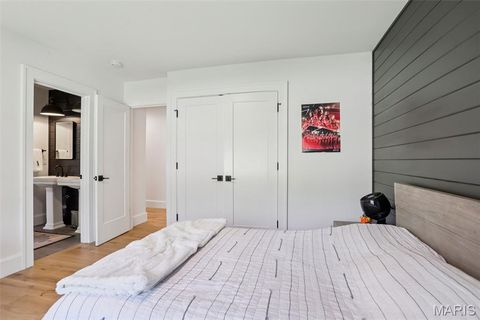 Tiny photo for 853 Elmtree Lane, Kirkwood, MO 63122 (MLS # 26021091)