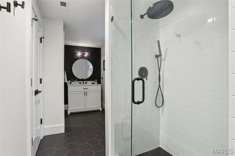 Tiny photo for 853 Elmtree Lane, Kirkwood, MO 63122 (MLS # 26021091)