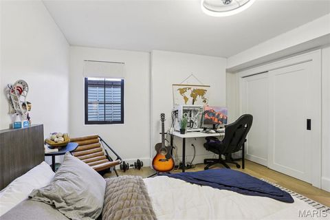 Tiny photo for 853 Elmtree Lane, Kirkwood, MO 63122 (MLS # 26021091)