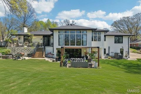 Tiny photo for 853 Elmtree Lane, Kirkwood, MO 63122 (MLS # 26021091)