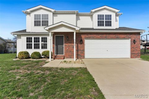 Photo of 313 Miranda Drive, Dupo, IL 62239 (MLS # 26015784)