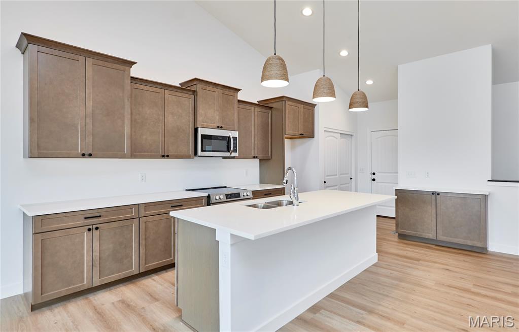 Stoneridge Villas - Residential