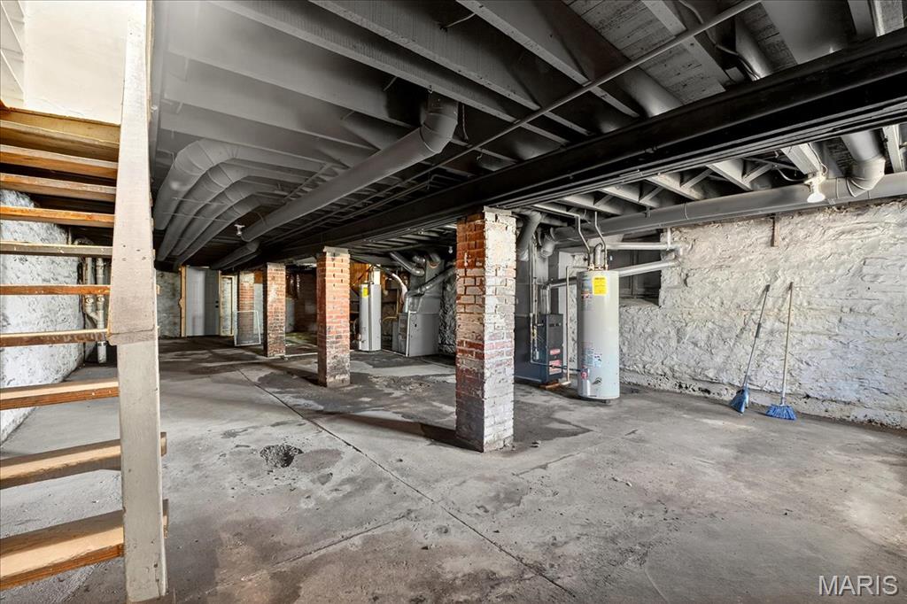 St Louis, Missouri 63110, United States, 2 Bedrooms Bedrooms, ,1 BathroomBathrooms,Residential,Active,171055