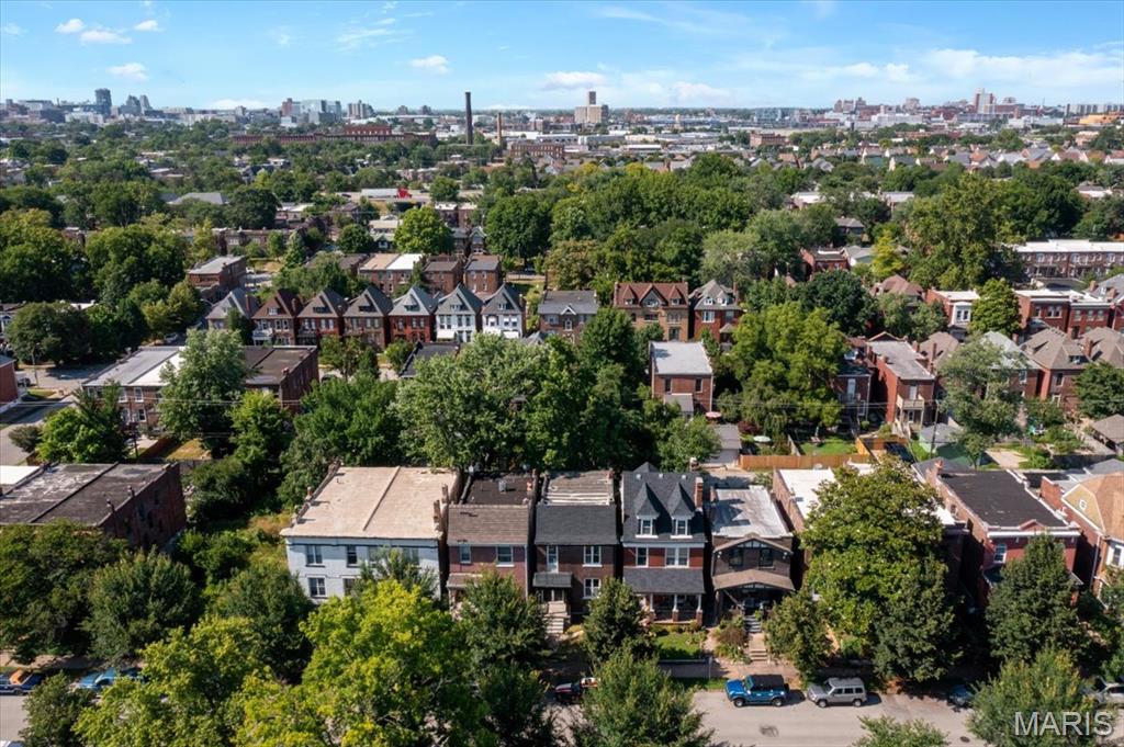 St Louis, Missouri 63110, United States, 2 Bedrooms Bedrooms, ,1 BathroomBathrooms,Residential,Active,171055