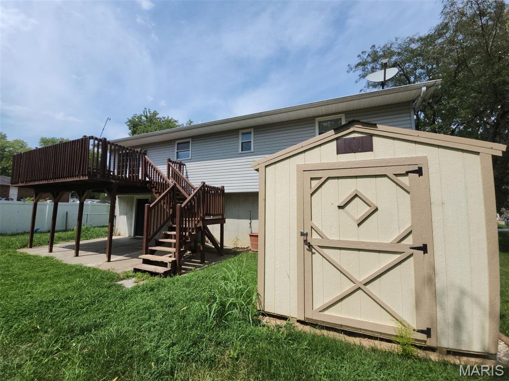 5832 Blackberry Drive