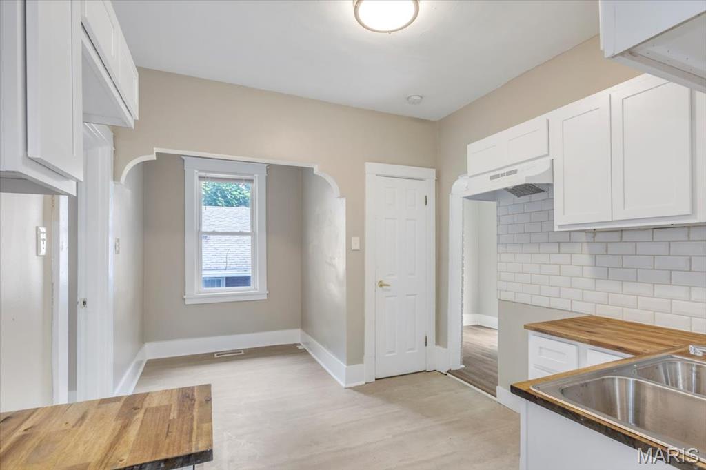 Laughlins Add To Sycamore Hills - Residential