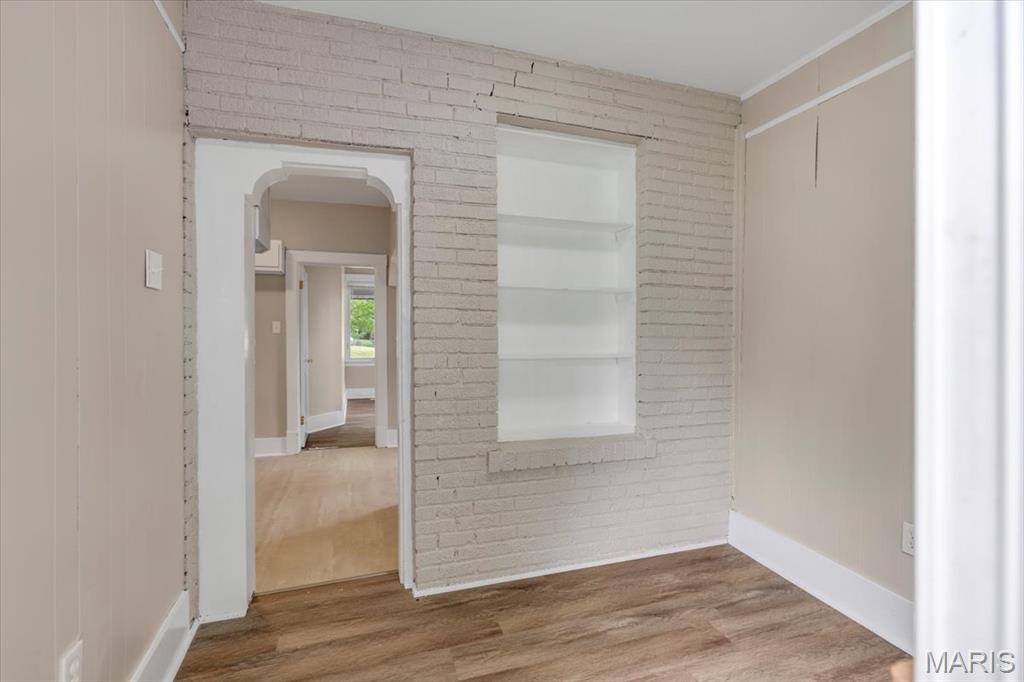 Laughlins Add To Sycamore Hills - Residential