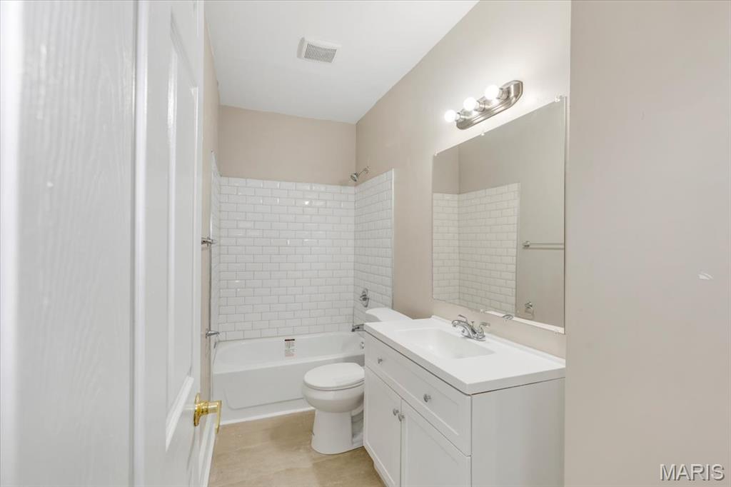 Laughlins Add To Sycamore Hills - Residential