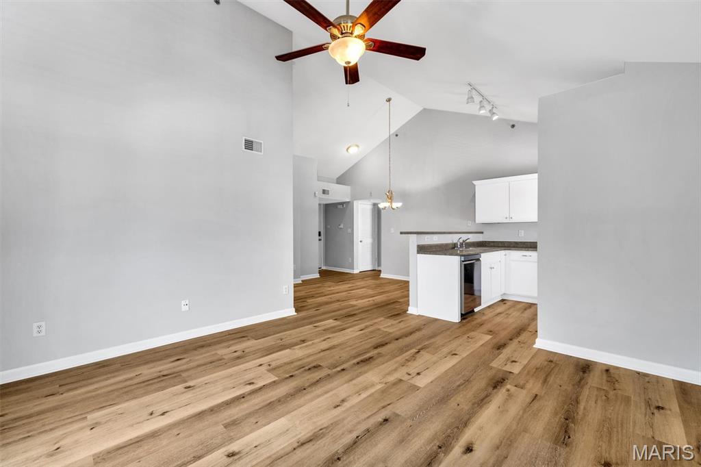 Arbor Creek Condo Three - Residential