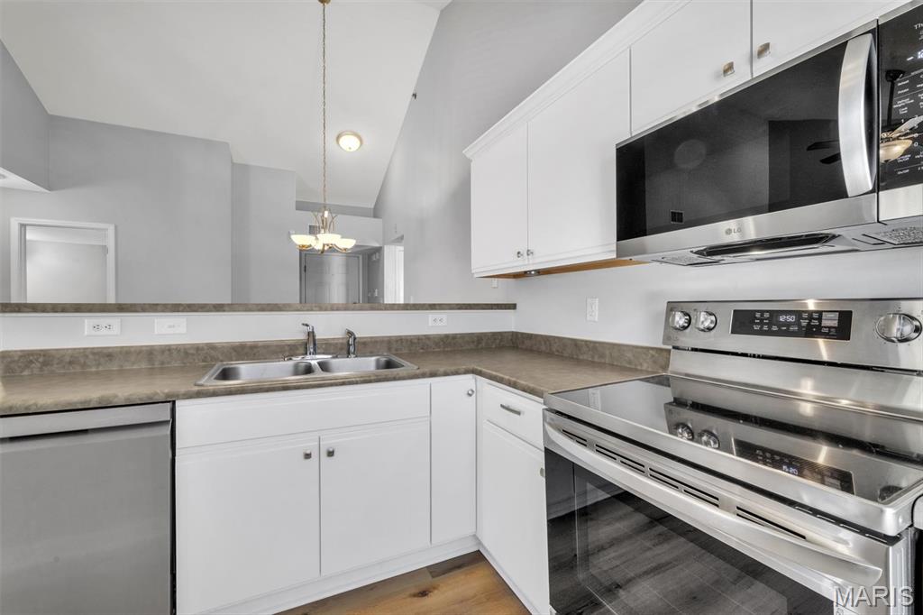 Arbor Creek Condo Three - Residential