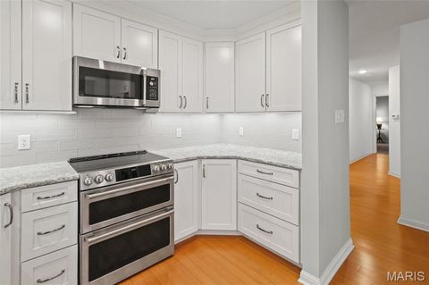 Tiny photo for 200 Ambridge Court #306, Chesterfield, MO 63017 (MLS # 25077049)