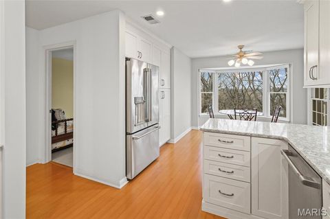 Tiny photo for 200 Ambridge Court #306, Chesterfield, MO 63017 (MLS # 25077049)