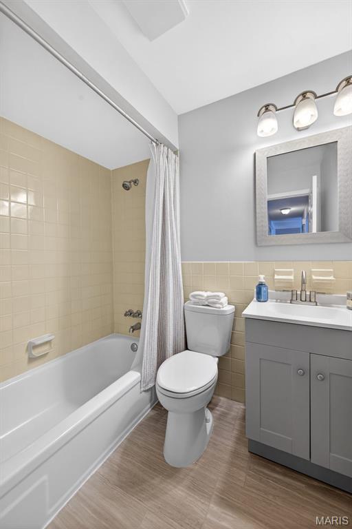 Eagle Glen 2 - Residential Lease