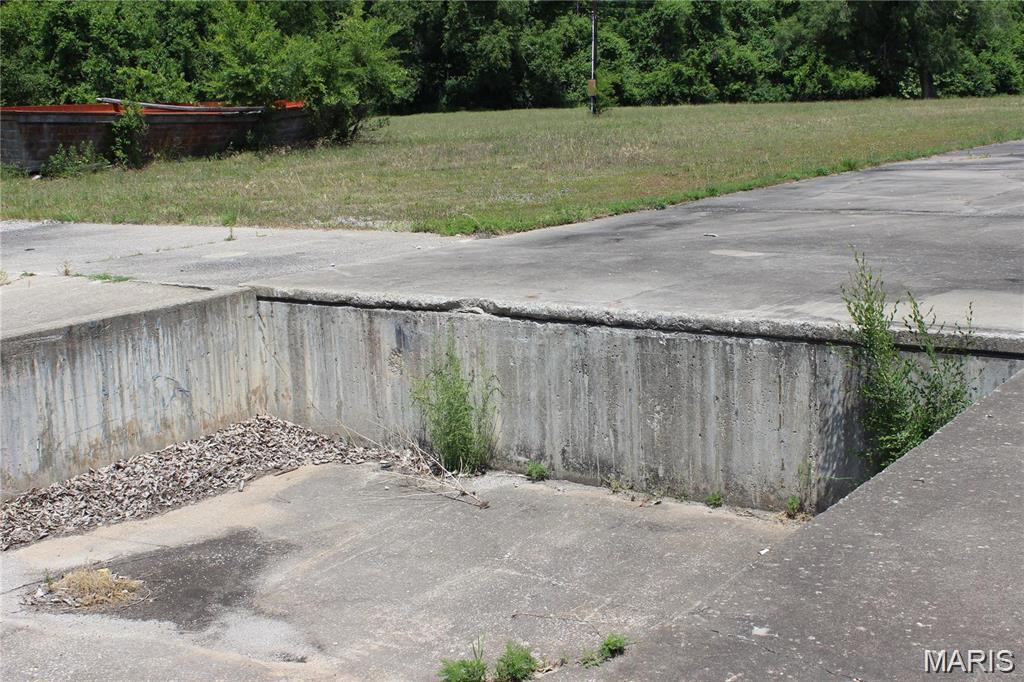 Lindell Addition - Commercial Sale