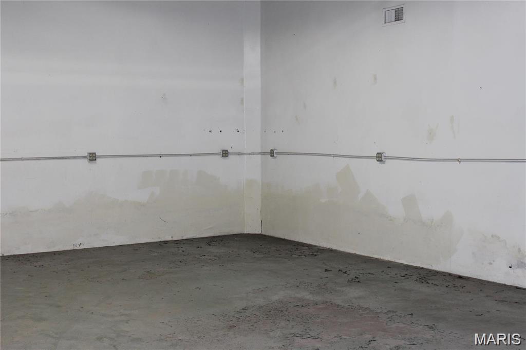 Lindell Addition - Commercial Sale