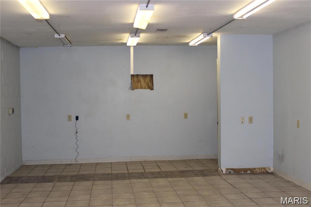 Lindell Addition - Commercial Sale