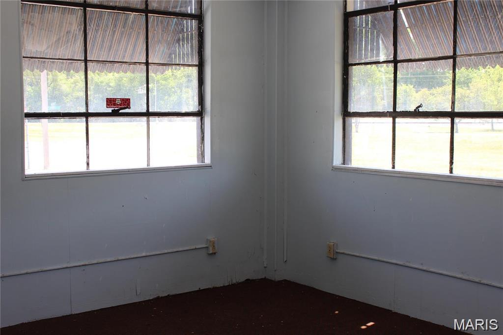 Lindell Addition - Commercial Sale