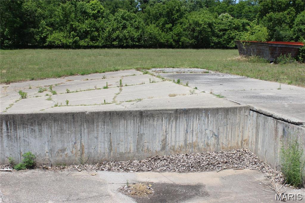 Lindell Addition - Commercial Sale