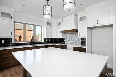 Tiny photo for 11924 Santino Court, Creve Coeur, MO 63141 (MLS # 25070053)