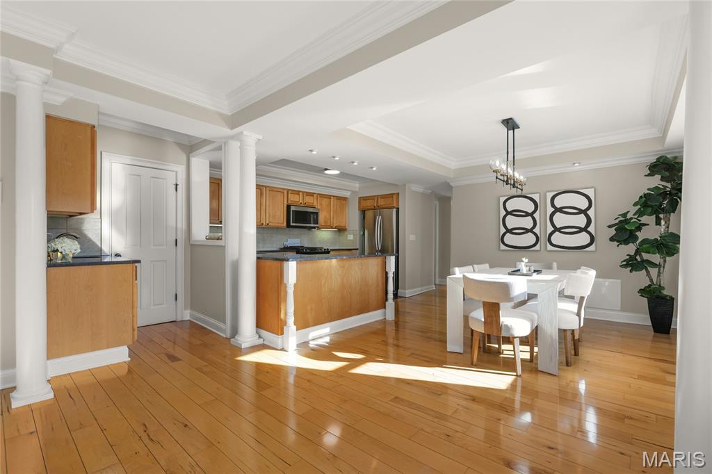 116 N Central Avenue 3S